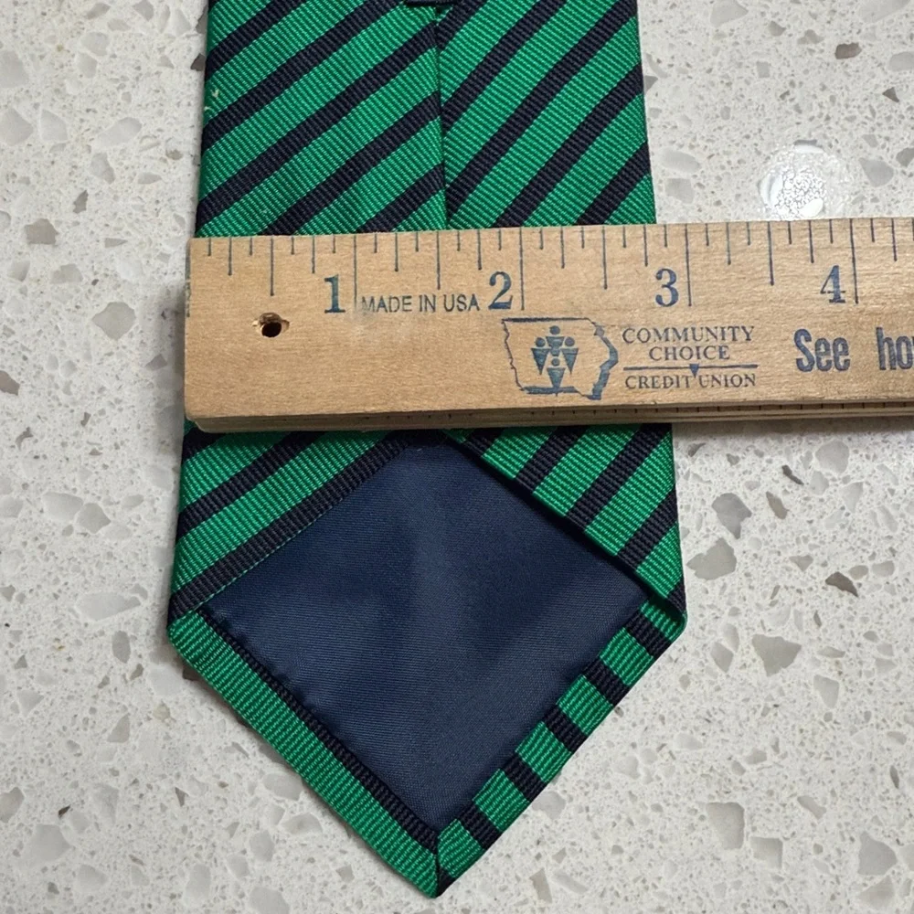 J. Crew VTG Emerald and Navy Diagonal Striped Silk Tie preppy‎ 57”long nautical